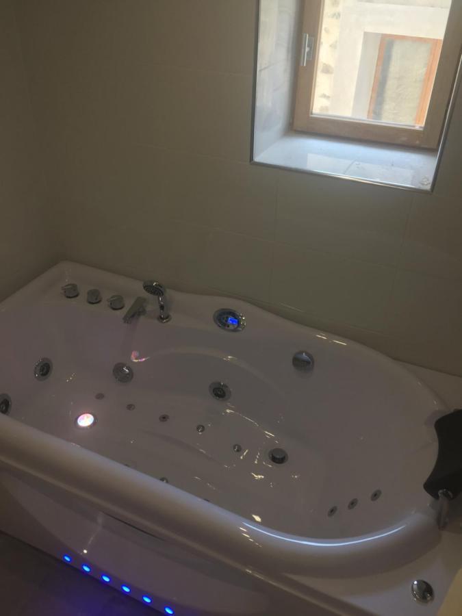Chambres D'Hotes La Voute Volonne Εξωτερικό φωτογραφία